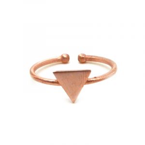 Δαχτυλίδι Τρίγωνο